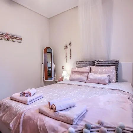 Only Yours Meteora Apartment
