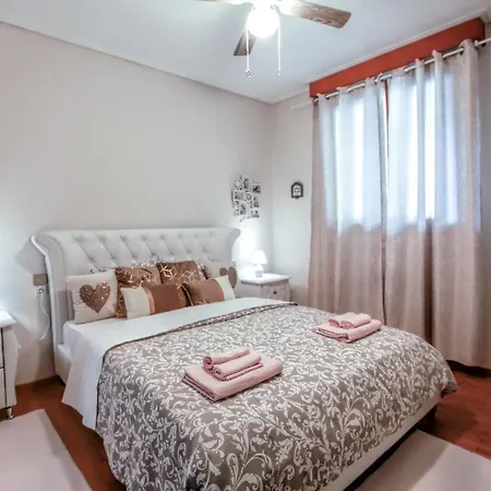 Only Yours Meteora Apartamento